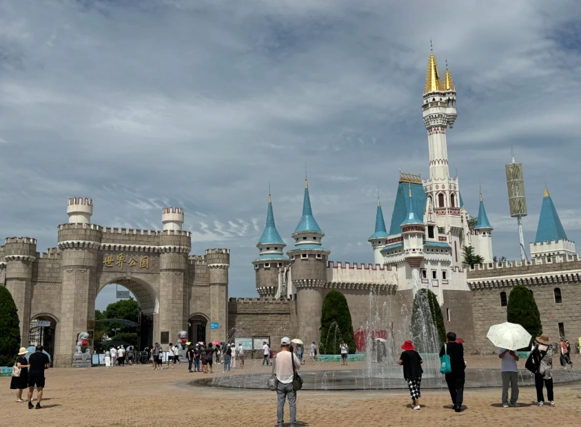 Window of the World English Guide: Avoid Crowds & Save Time