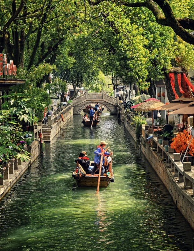Tongli Water Town Guided Tour: Insider Tips to Beat Crowds & Save Money