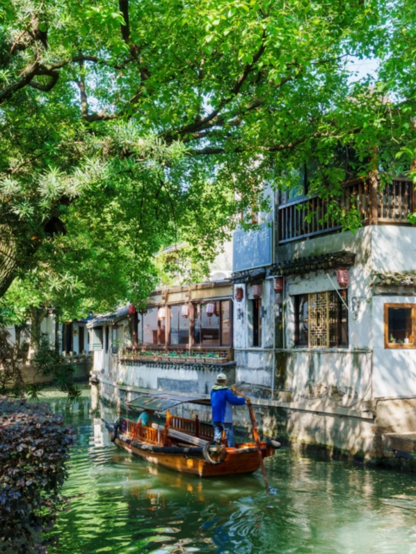 Tongli Water Town worth visiting