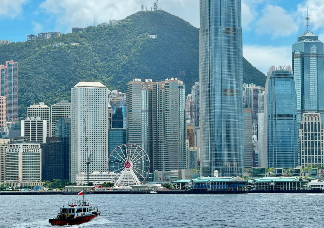 best time to visit Victoria Peak
