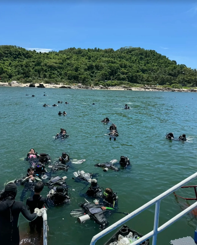 Wuzhizhou Island scuba diving