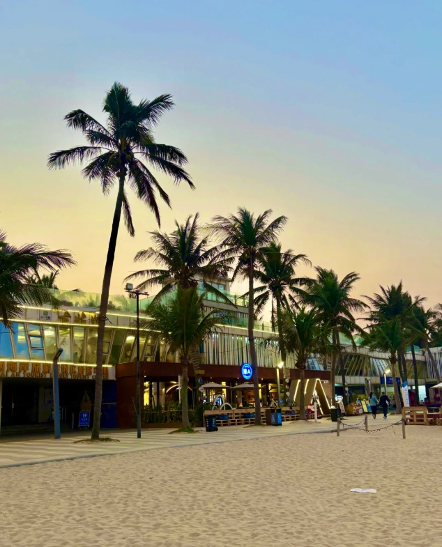 Holiday Beach Haikou tips