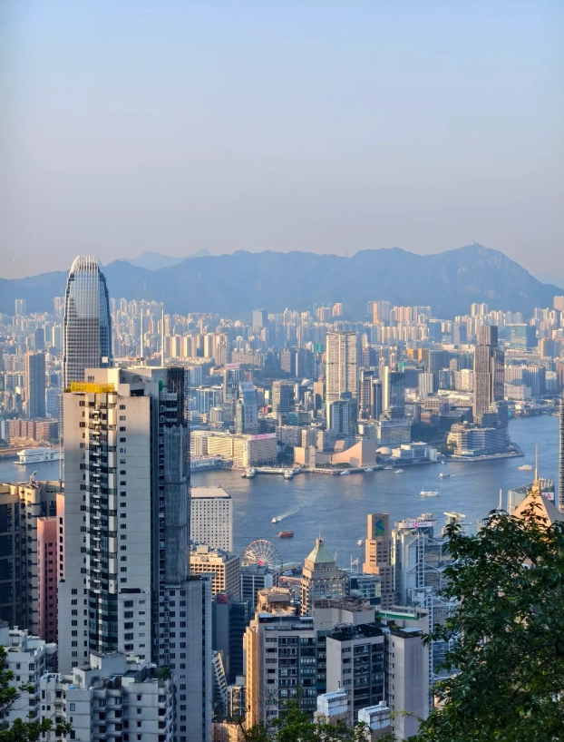 Hong Kong alone Hong Kong alone