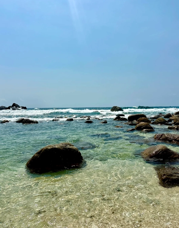 best time to visit Wuzhizhou Island