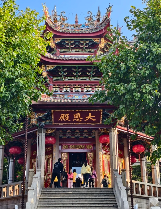 xiamen temple visit tips