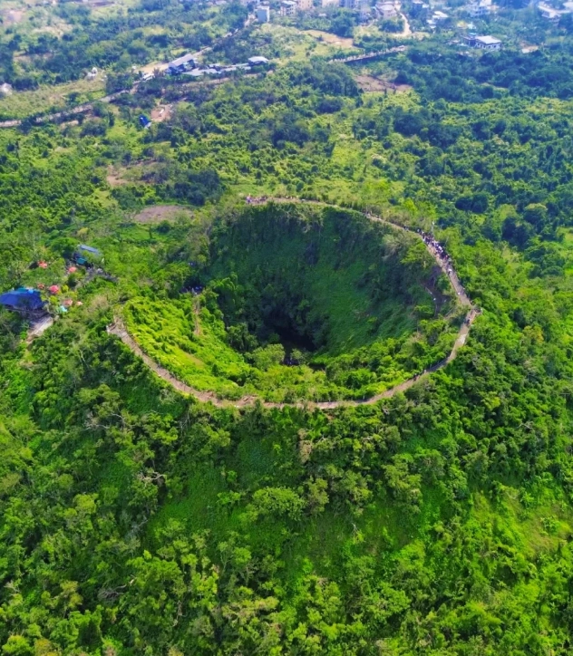 Haikou crater park access