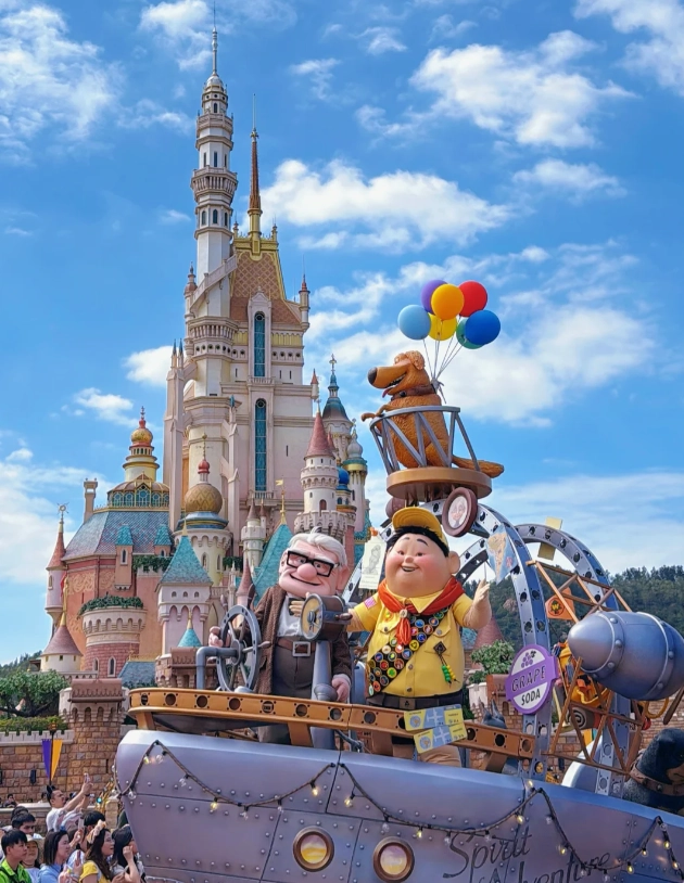 Hong Kong Disneyland tips