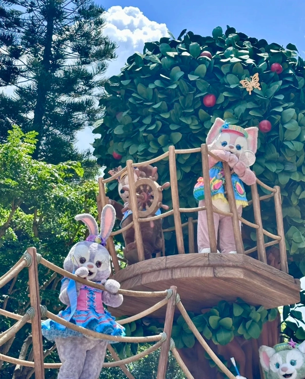 Hong Kong Disneyland review