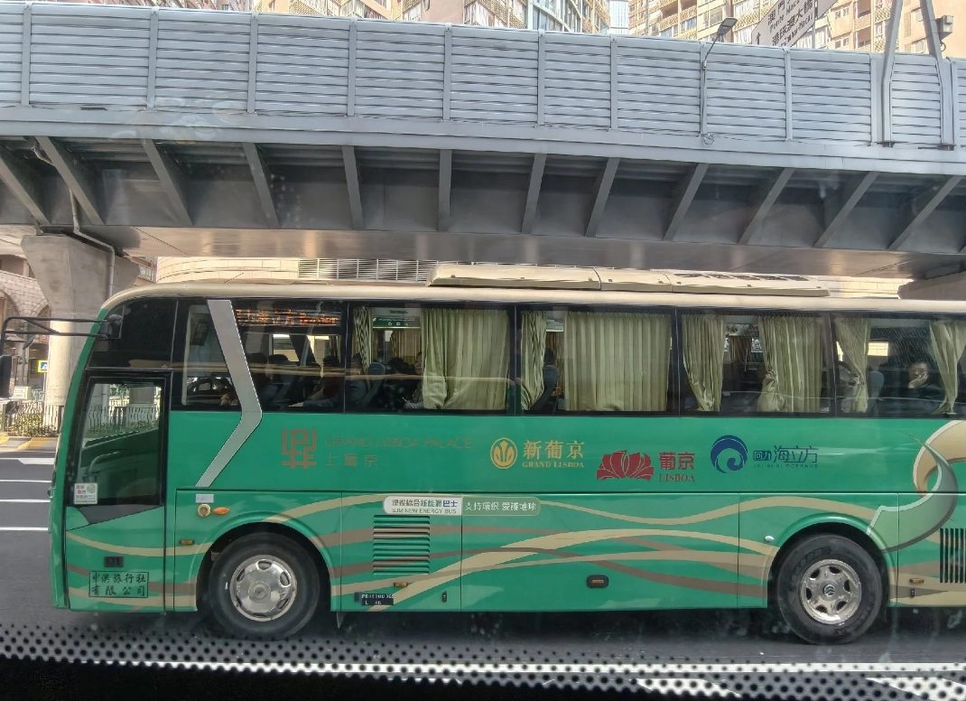 Hong Kong Zhuhai Macau Bridge shuttle bus