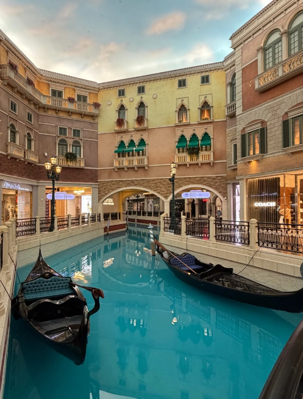 Macau budget travel