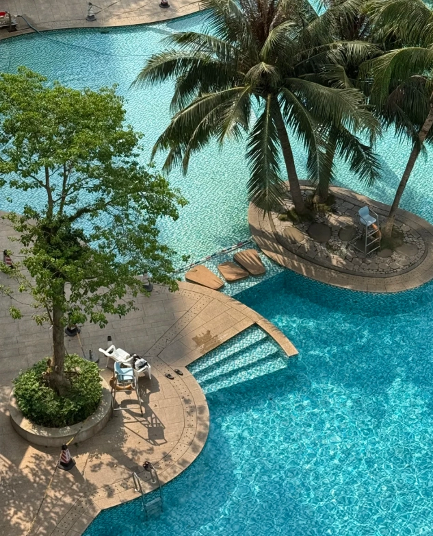 hotels near Hainan Tropical Wildlife Park