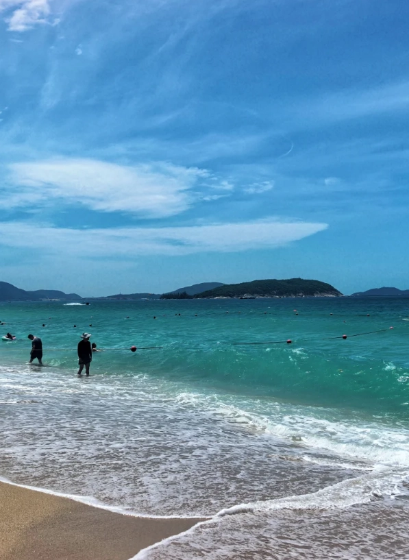 Yalong Bay water sports
