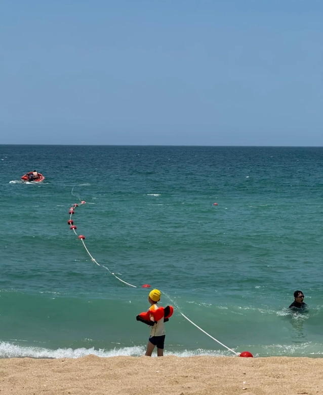 Yalong Bay beach