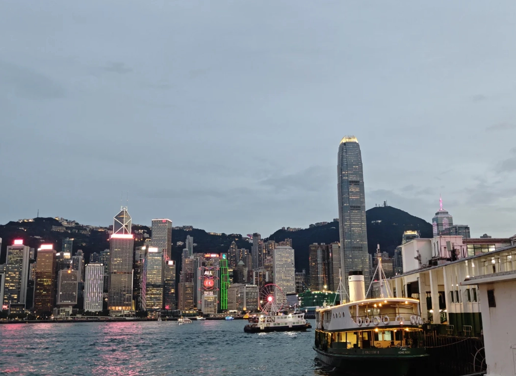 where to stay in Hong Kong