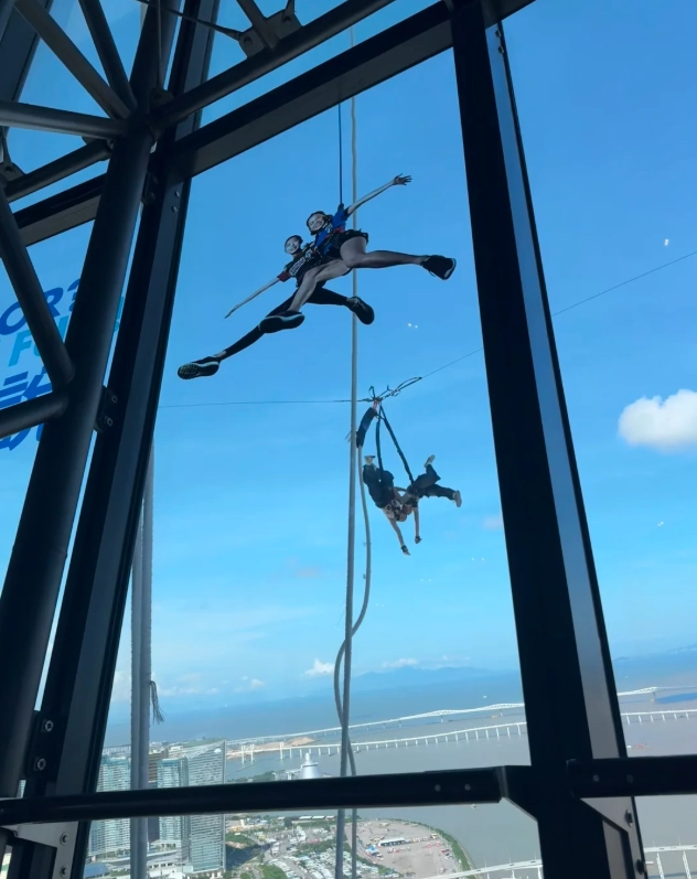 Macau Tower bungy jump cost