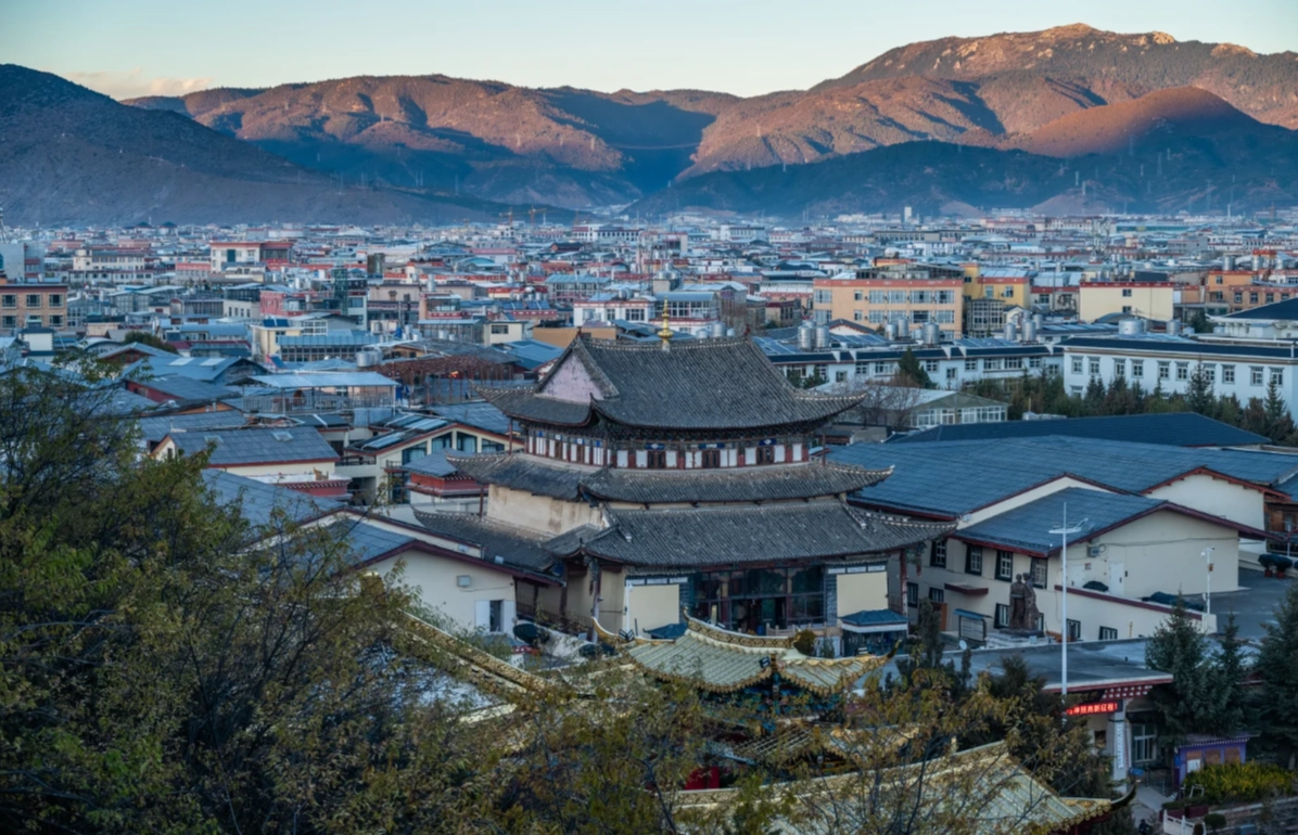Dukezong travel tips
