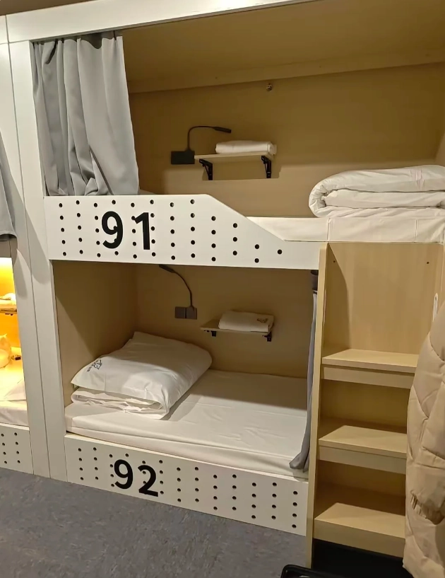 Shanghai hostels solo travel
