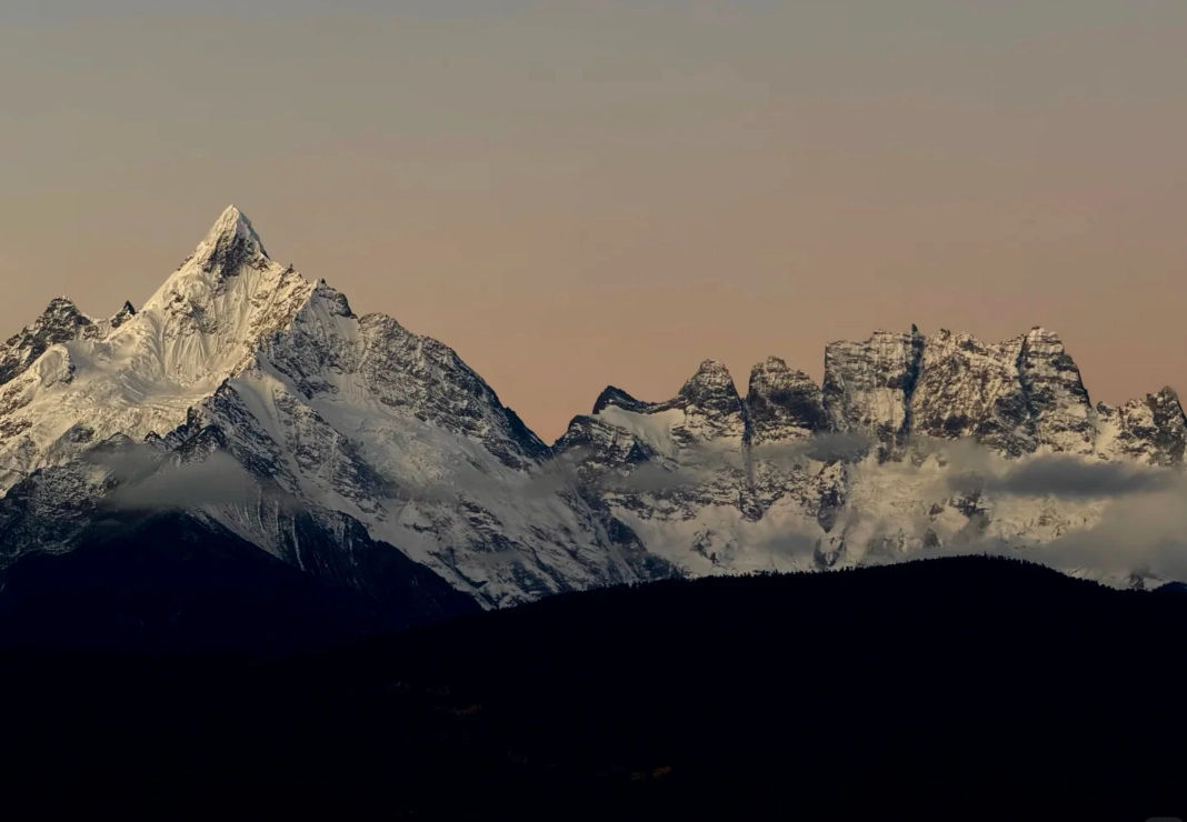 Meili Snow Mountain from Lijiang