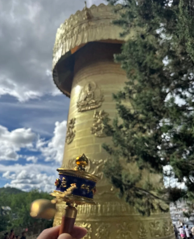 Shangri-La prayer wheel Shangri-La prayer wheel