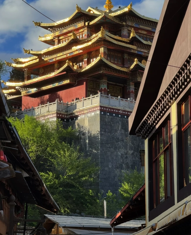 Dukezong Ancient Town weather