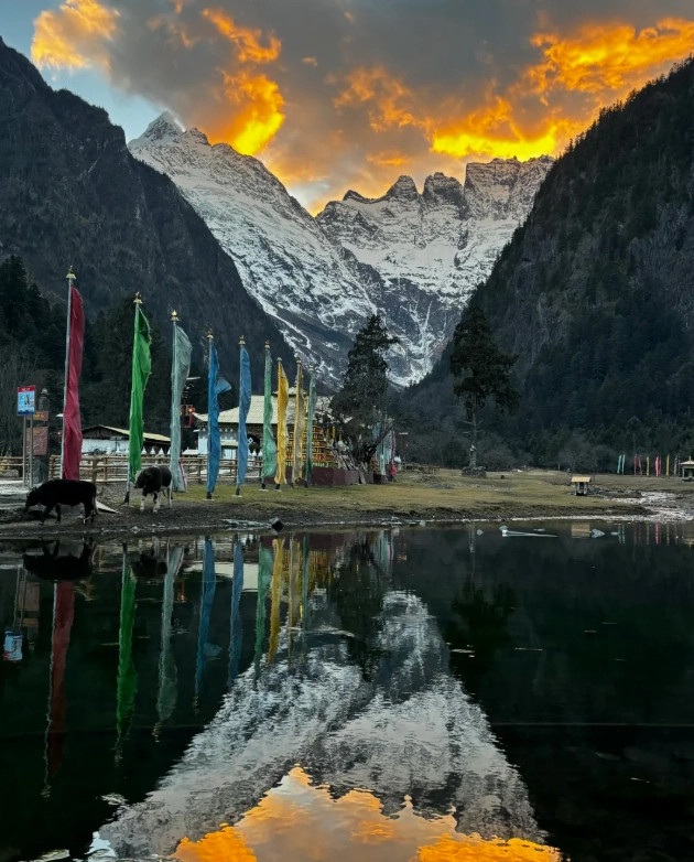 Yubeng Village hiking