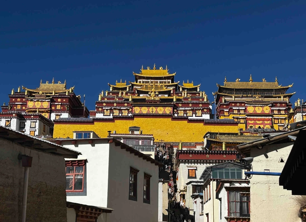 Shangri-La old town guide Shangri-La old town guide
