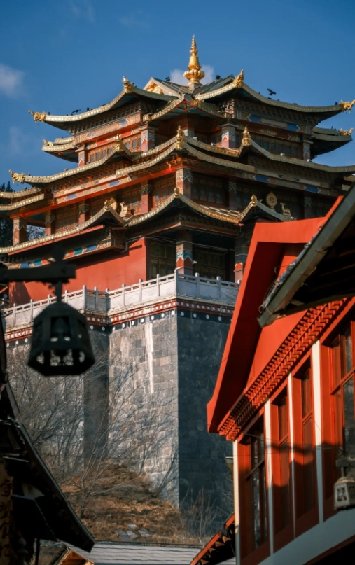 Ganden Sumtseling Monastery opening hours