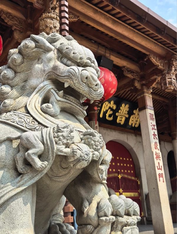 Nanputuo Temple to Xiamen University: A Walkable Route & Tips