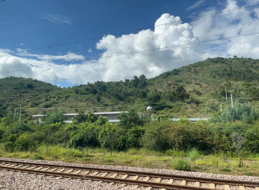 Lijiang to Shangri-La train