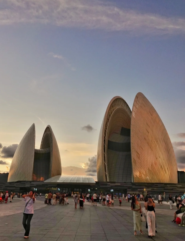 Zhuhai Opera House photography tips