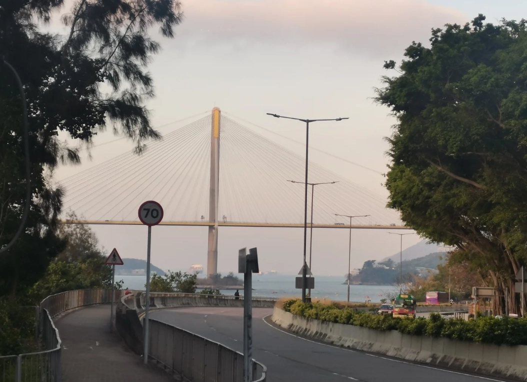 Hong Kong Zhuhai Macau Bridge day trip