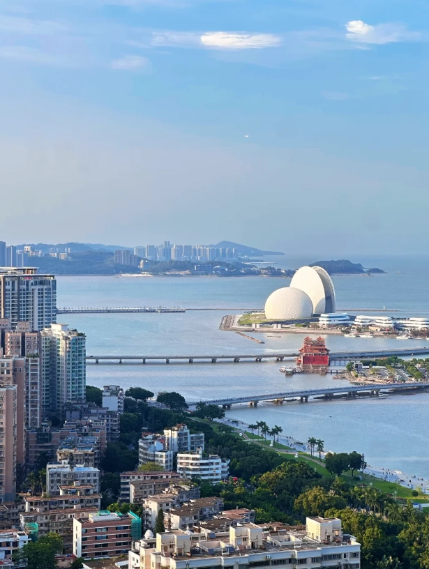 best time to visit Zhuhai