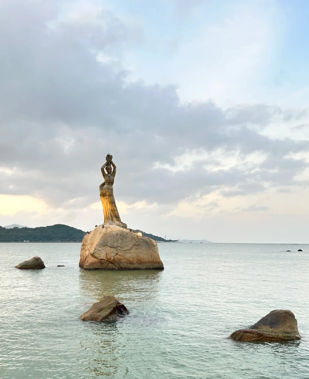 Photo of Zhuhai Fisher Girl Statue: zhuhai fisher girl statue guided tour