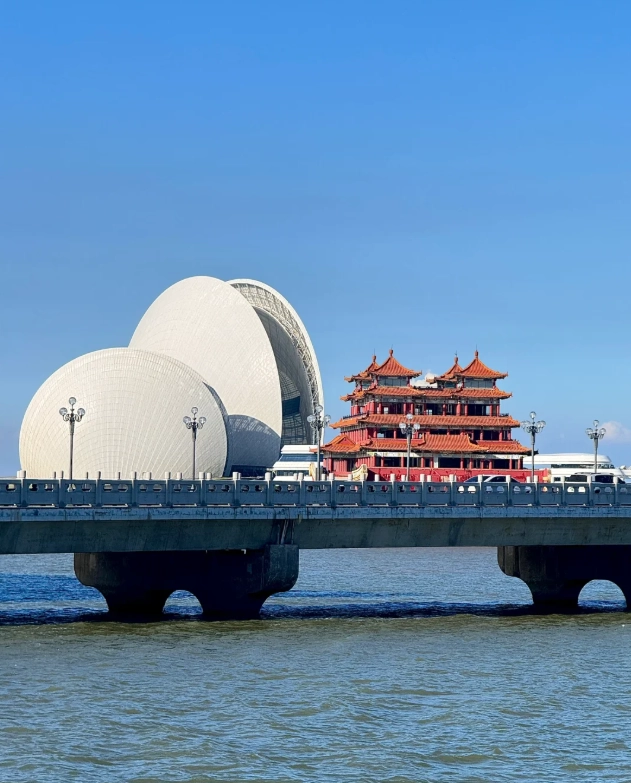 zhuhai seafront promenade