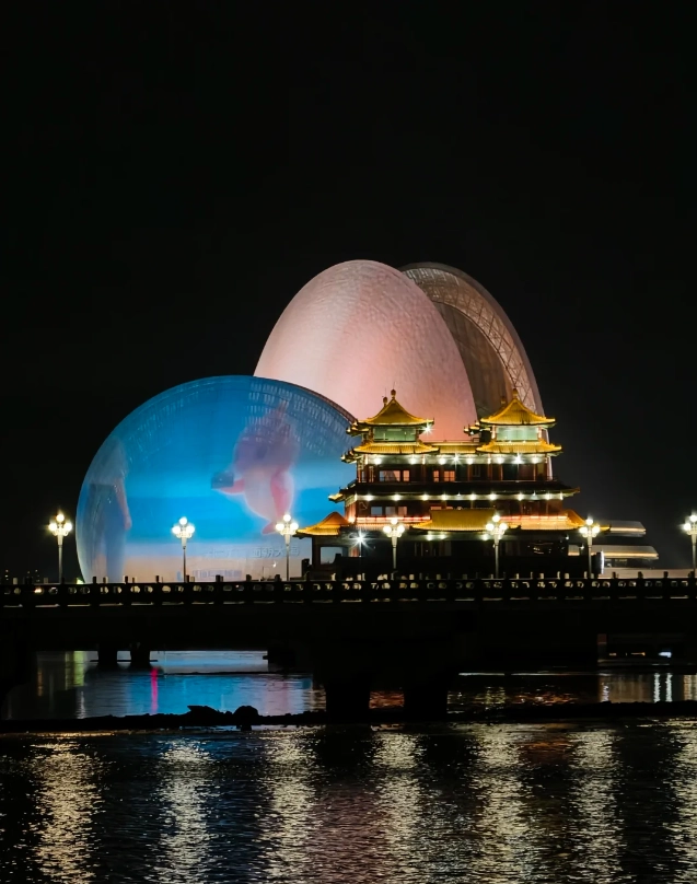 best time to visit Zhuhai Opera House