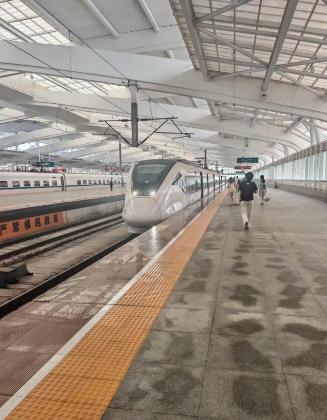 Macau to Chimelong Ocean Kingdom