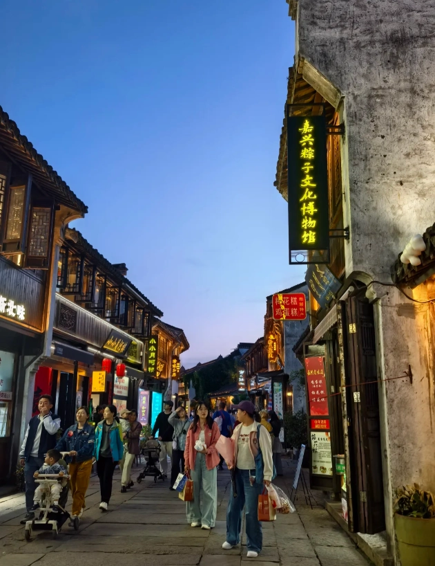 Yuehe night market