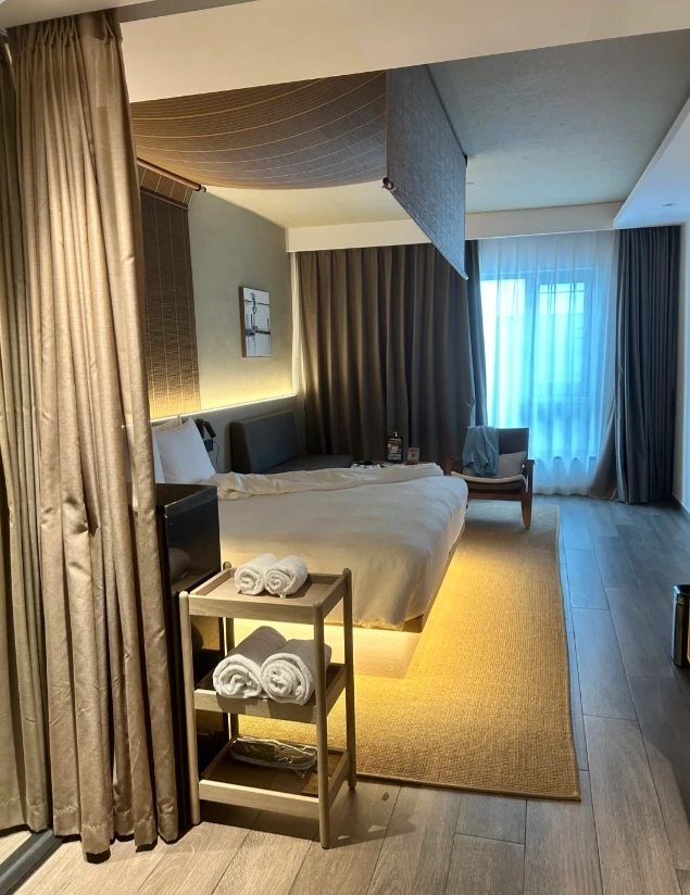 hotels near Xitang