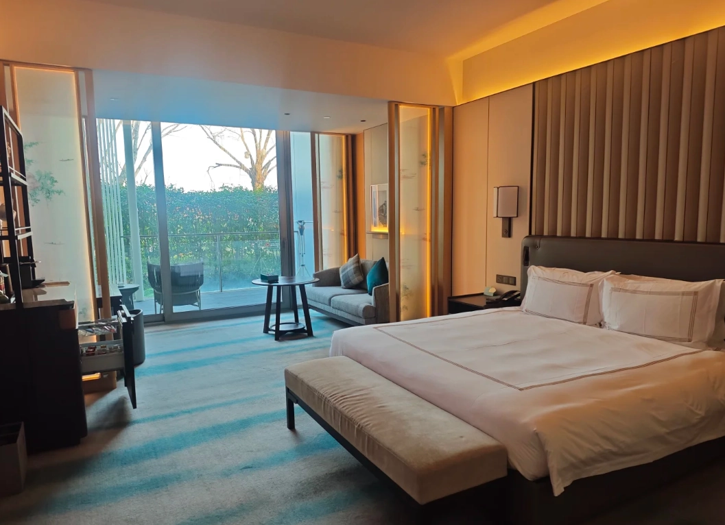 where to stay in Jiaxing