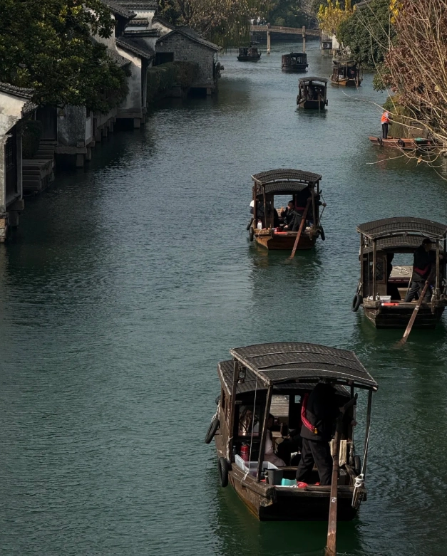 Wuzhen crowd calendar