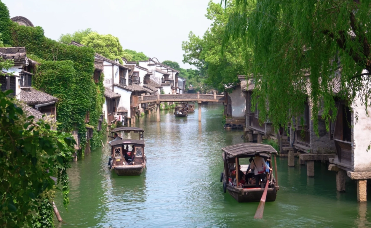 Jiaxing solo female travel