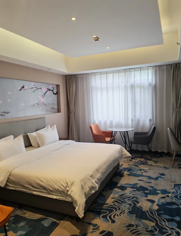 where to stay in Shangri-La for altitude