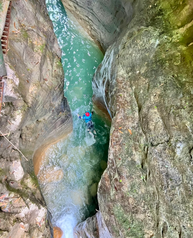Jindao Gorge hiking Jindao Gorge hiking