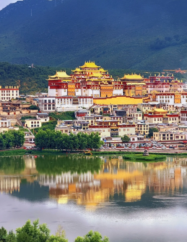 How to Visit Ganden Sumtseling Monastery: Insider Tips for a Smooth Trip