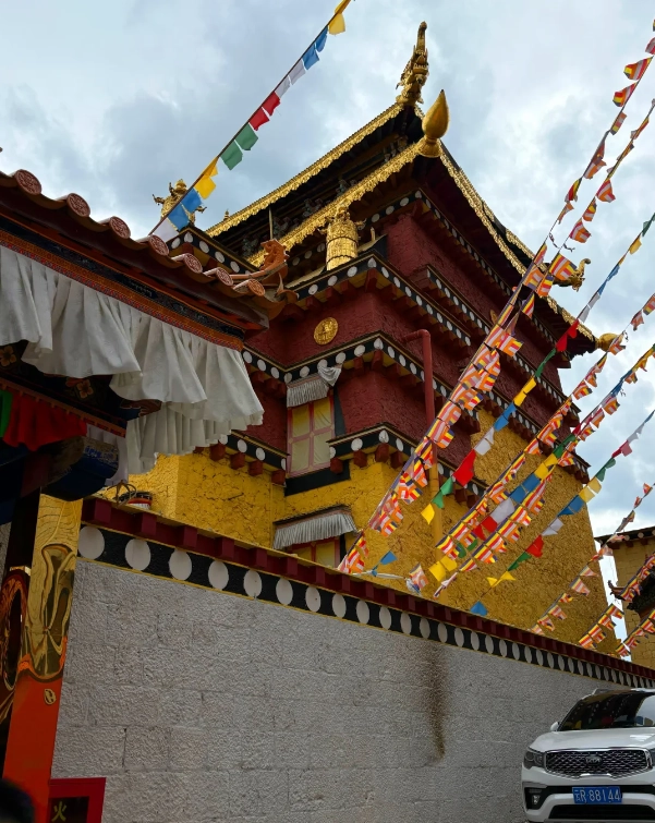 Shangri-La travel tips Shangri-La travel tips