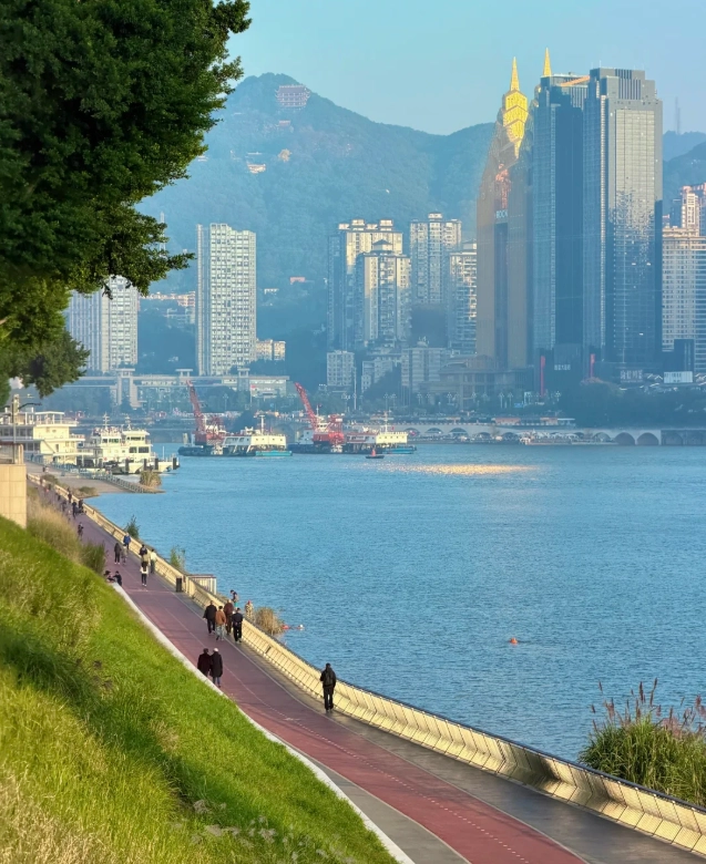 Chongqing night view walk