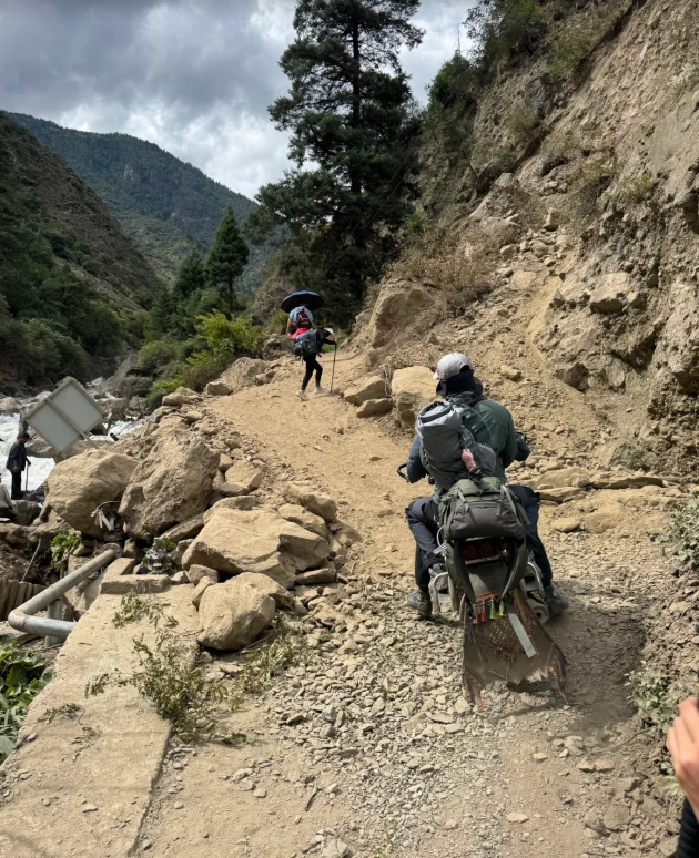 yubeng village hiking