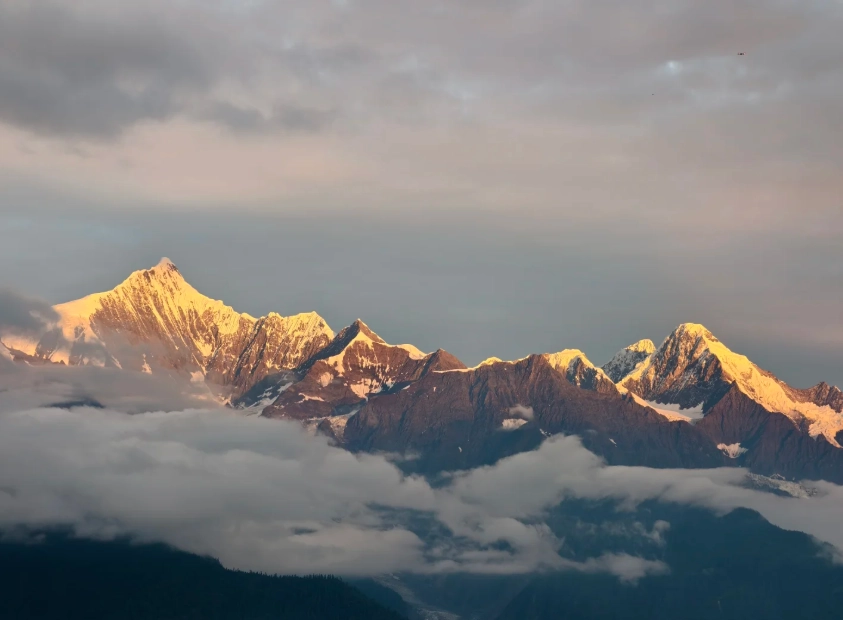How to Get to Meili Snow Mountain: Avoid 3 Common Transfer Mistakes