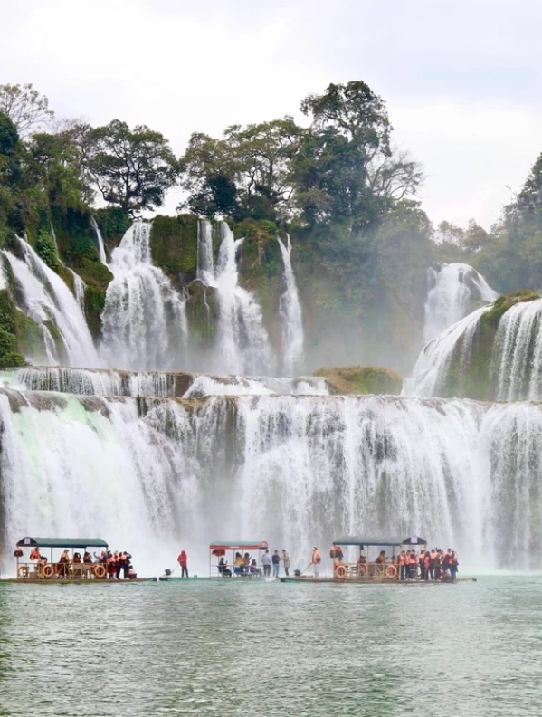 guangxi waterfall day trip guangxi waterfall day trip