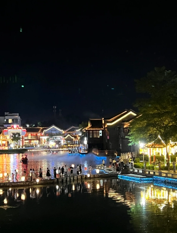 Chongzuo to Detian Waterfall bus